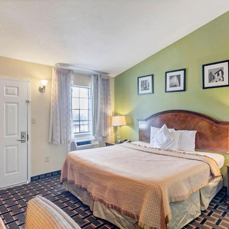 Savannah Garden Hotel Екстер'єр фото