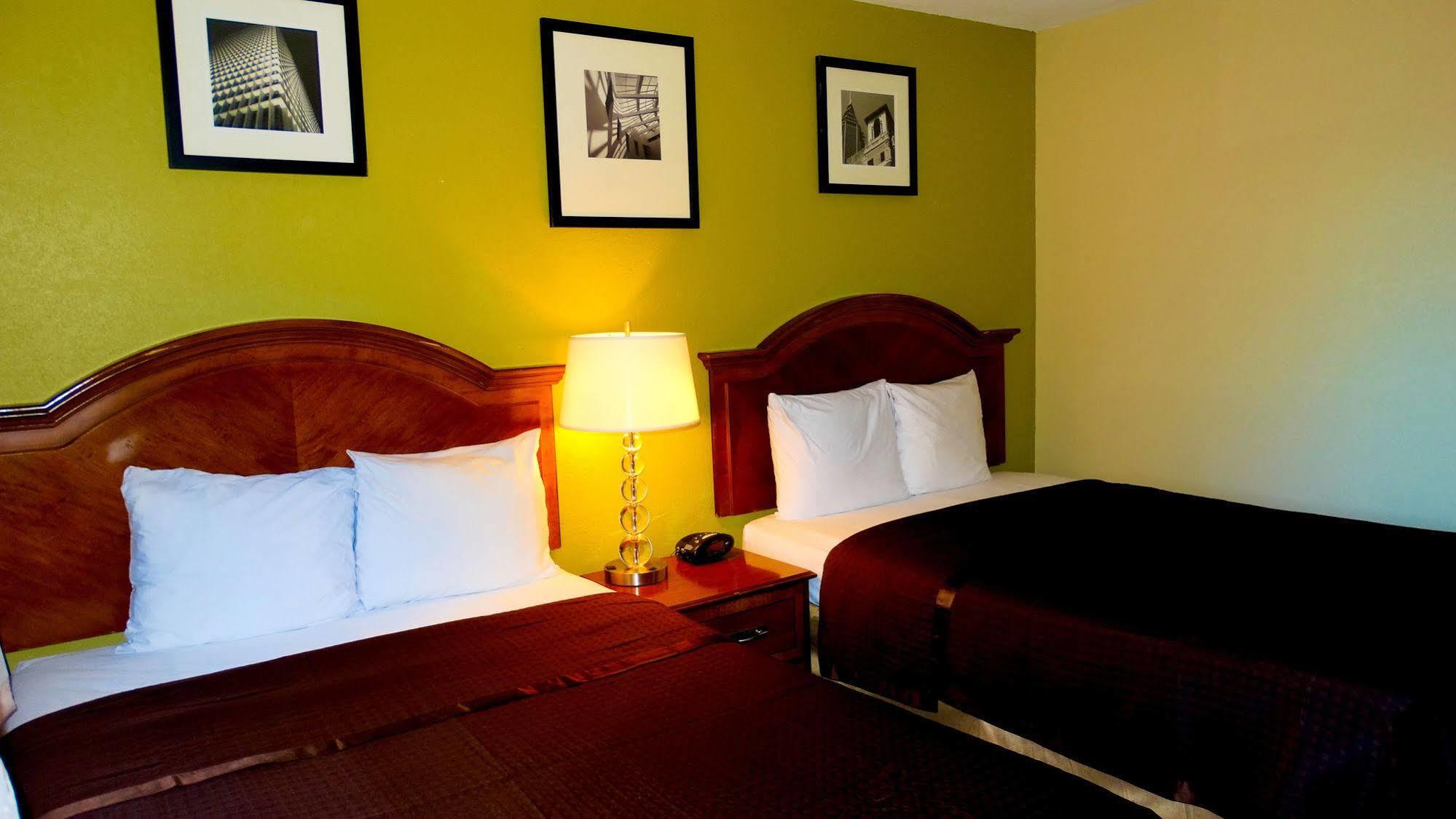 Savannah Garden Hotel Екстер'єр фото