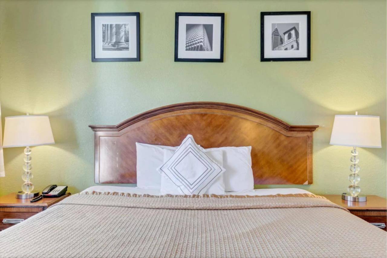 Savannah Garden Hotel Екстер'єр фото
