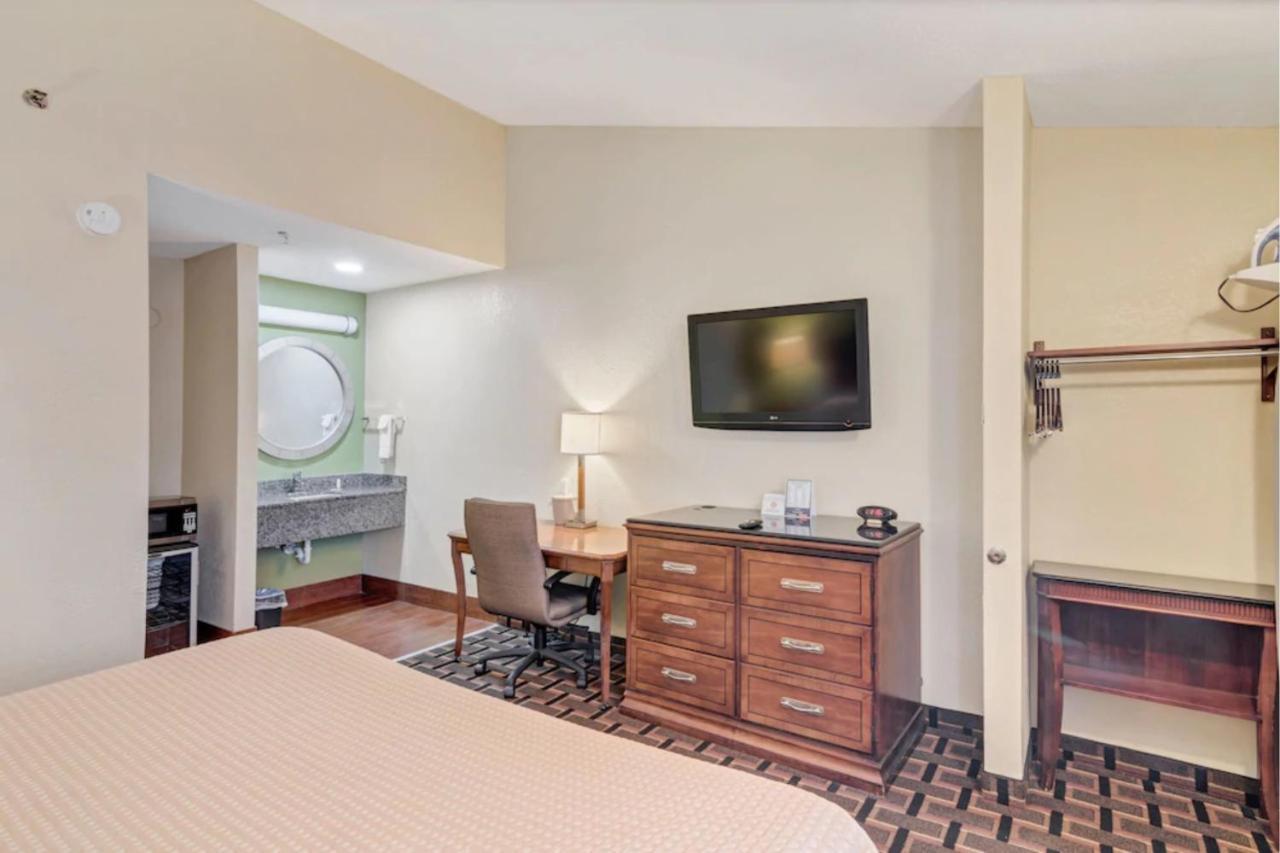 Savannah Garden Hotel Екстер'єр фото