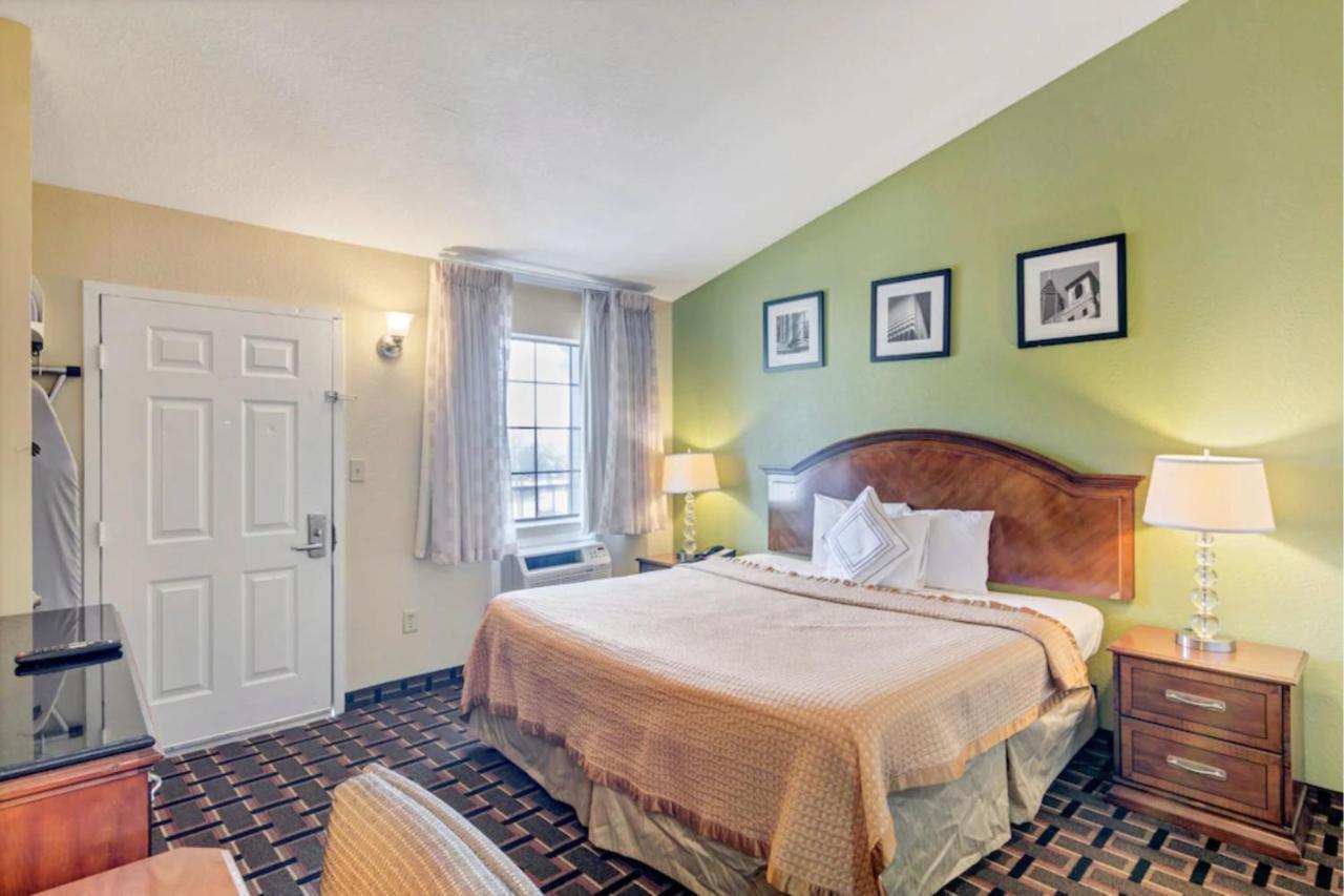 Savannah Garden Hotel Екстер'єр фото