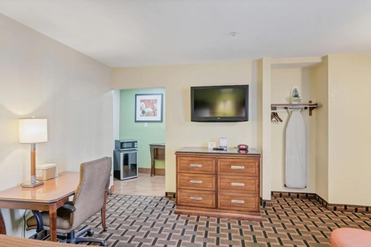 Savannah Garden Hotel Екстер'єр фото