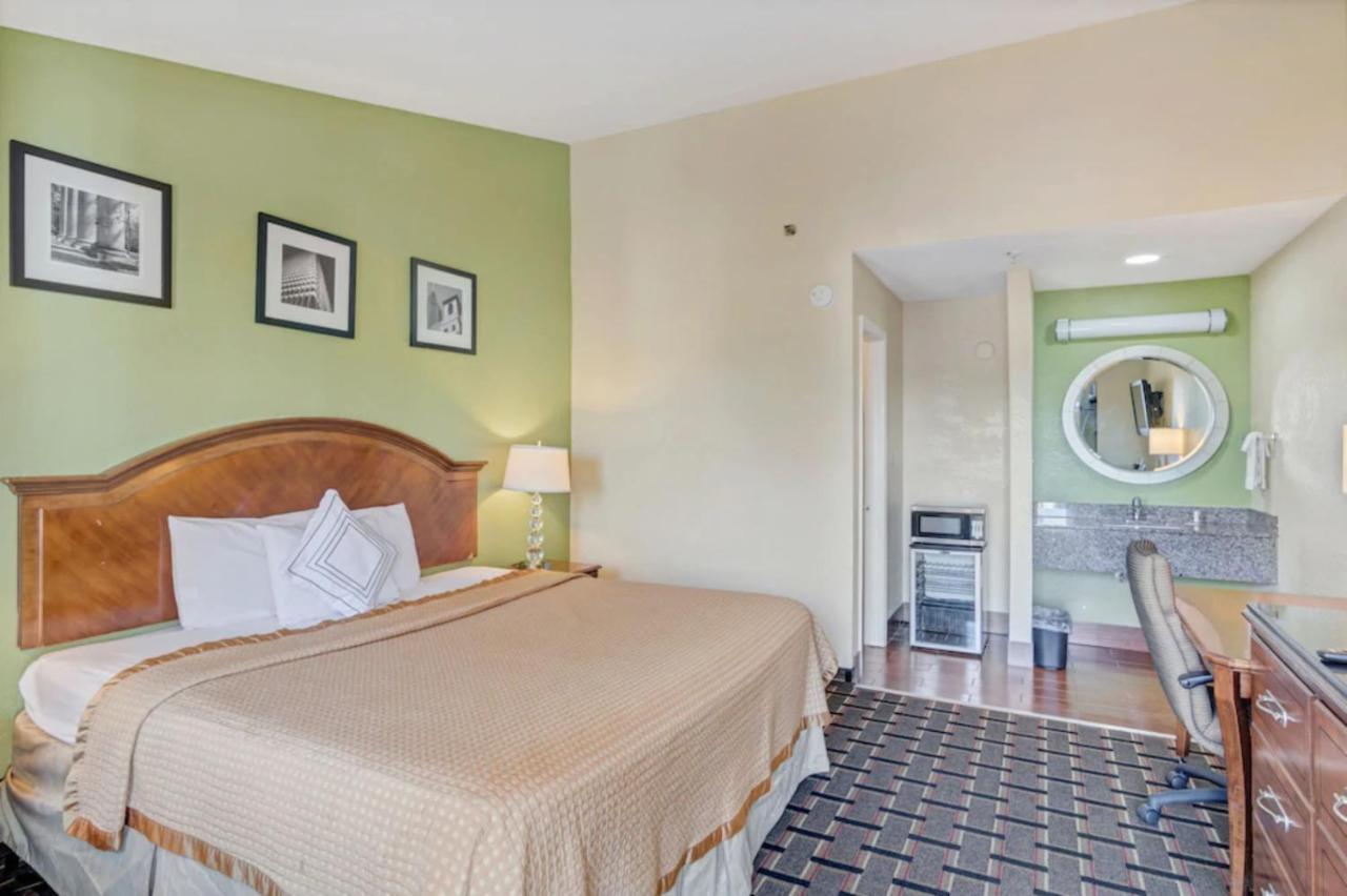 Savannah Garden Hotel Екстер'єр фото